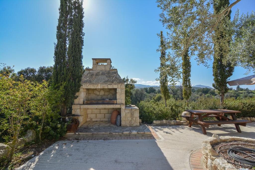 La Estancia Polis Exterior photo