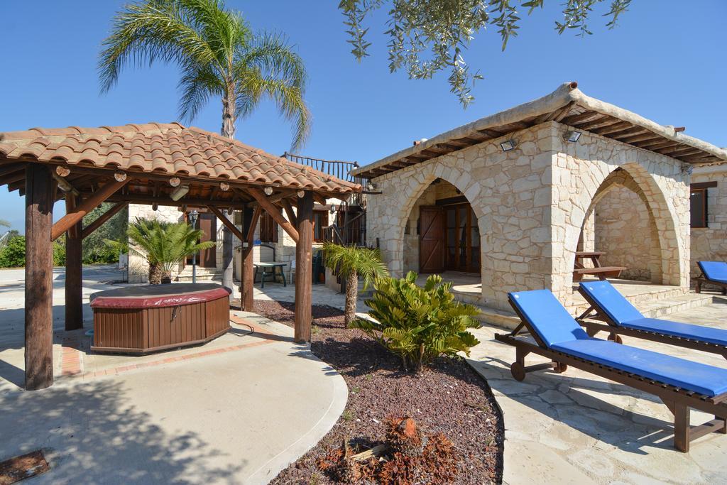 La Estancia Polis Exterior photo